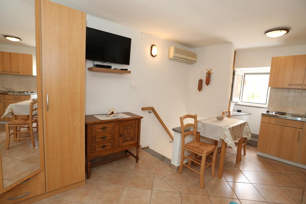 באסקה Studio Apartment Tea מראה חיצוני תמונה